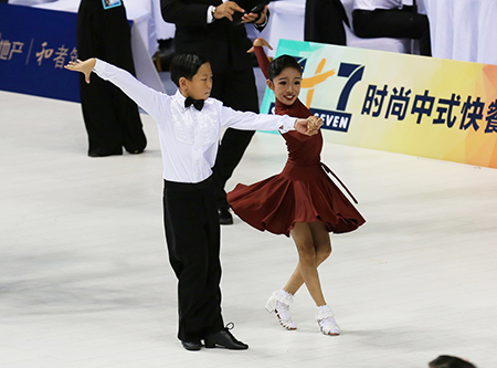 徐杨婉佳 荣获第十八届全国青少年国标舞锦标赛10岁A、B组拉丁舞**名